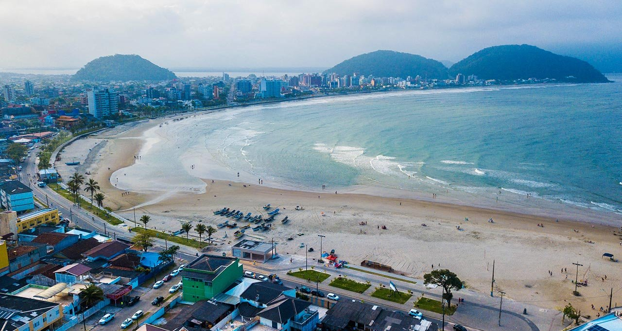 Imagem aerea da praia de Guaratuba